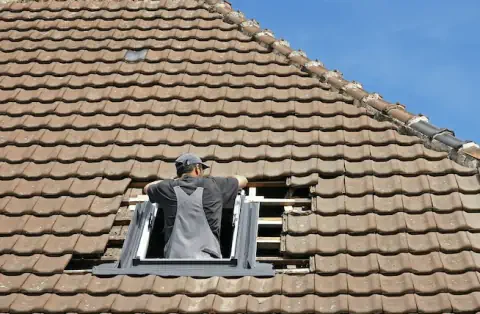 Pose de velux - La Magdelaine sur Tarn